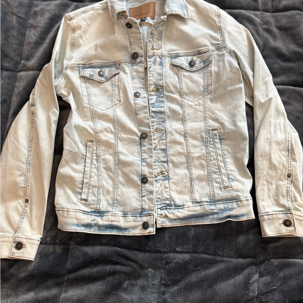 American Eagle Outfitters Light Blue Denim Jacket